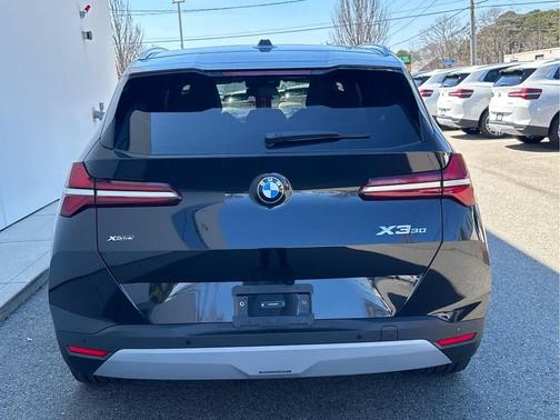 Black Sapphire Metallic 2026 BMW X3 30 xDrive