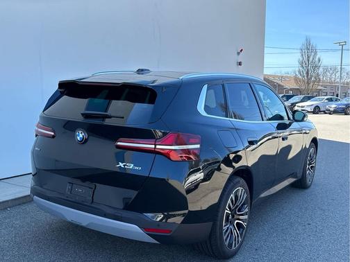Black Sapphire Metallic 2026 BMW X3 30 xDrive