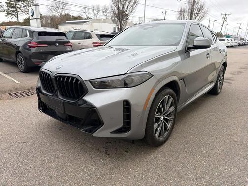 Skyscraper Grey Metallic 2026 BMW X6 xDrive40i