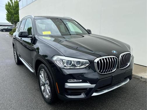 Black Sapphire Metallic 2018 BMW X3 xDrive30i