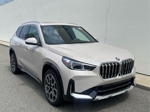 Dune Grey Metallic 2026 BMW X1 xDrive28i