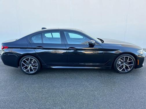 2023 BMW 530 i xDrive
