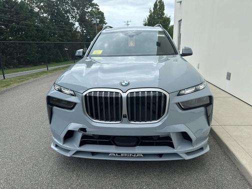 2026 BMW ALPINA XB7 ALPINA XB7