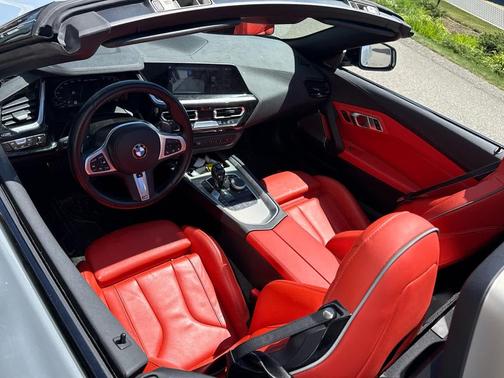 2022 BMW Z4 M40i