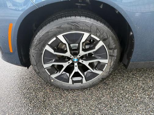 Arctic Race Blue Metallic 2026 BMW X3 30 xDrive