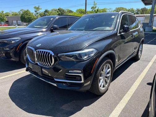 Black Sapphire Metallic 2019 BMW X5 xDrive40i