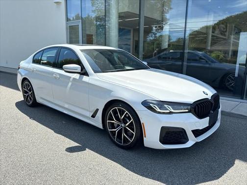 2022 BMW 530 i xDrive