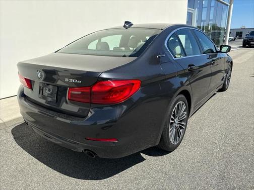 2019 BMW 530e xDrive iPerformance