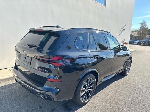 2026 BMW X5 M60i