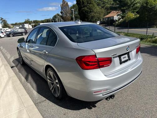 2018 BMW 330 xDrive