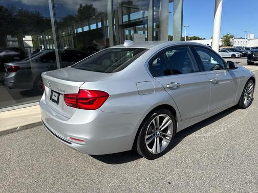 2018 BMW 330 xDrive