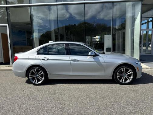 2018 BMW 330 xDrive