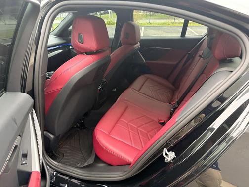 Black Sapphire Metallic 2024 BMW 540 xDrive
