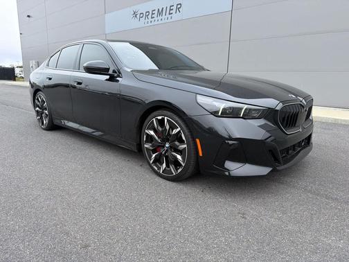Black Sapphire Metallic 2024 BMW 540 xDrive