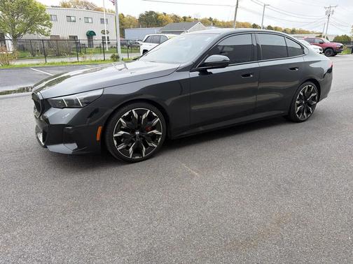 Black Sapphire Metallic 2024 BMW 540 xDrive