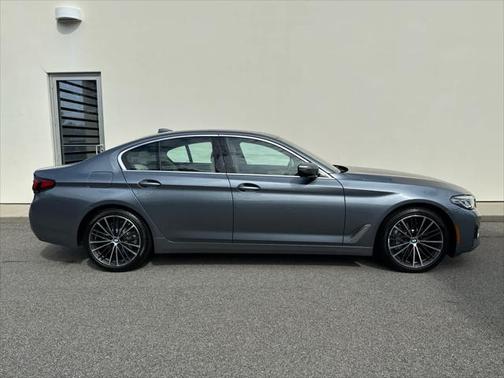 2022 BMW 530 i xDrive