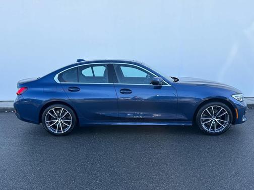 2021 BMW 330 xDrive