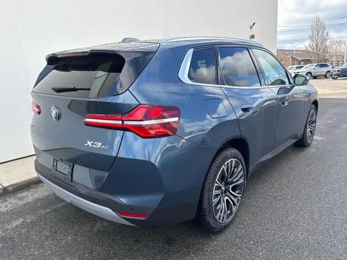 Arctic Race Blue Metallic 2026 BMW X3 30 xDrive