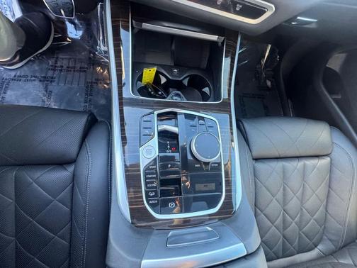 Carbon Black Metallic 2024 BMW X5 xDrive40i
