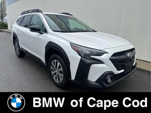 Crystal White Pearl 2025 Subaru Outback Premium