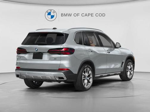 Skyscraper Grey Metallic 2026 BMW X5 xDrive40i
