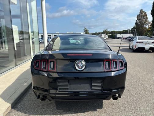 2013 Ford Mustang V6