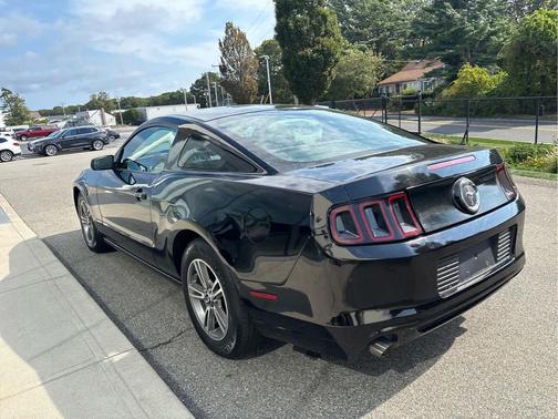 2013 Ford Mustang V6