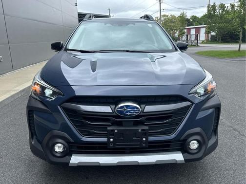 Cosmic Blue Pearl 2024 Subaru Outback Limited