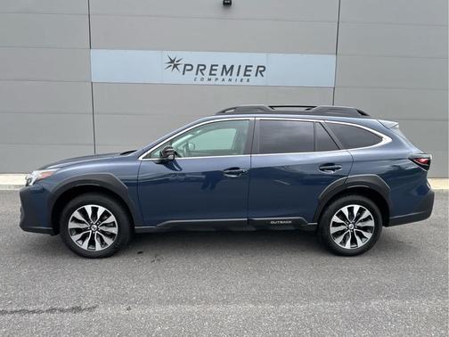 Cosmic Blue Pearl 2024 Subaru Outback Limited