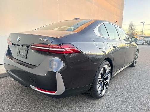 2026 BMW 530 xDrive