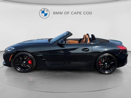 Black Sapphire Metallic 2022 BMW Z4 M40i