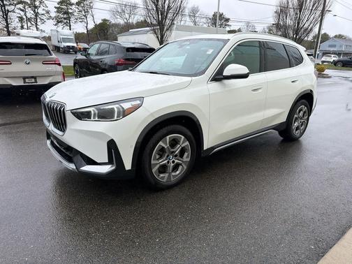 Alpine White 2026 BMW X1 xDrive28i