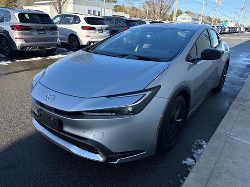 2024 Toyota Prius Prime SE