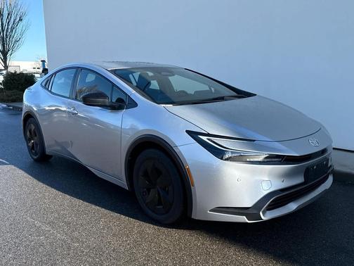 2024 Toyota Prius Prime SE