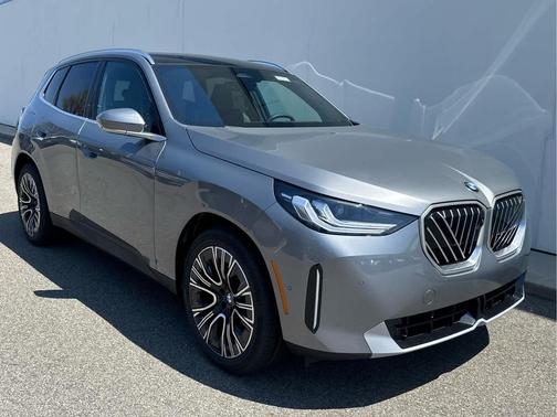 Skyscraper Grey Metallic 2026 BMW X3 30 xDrive
