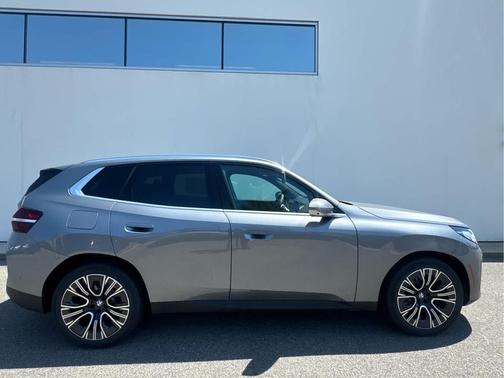 Skyscraper Grey Metallic 2026 BMW X3 30 xDrive