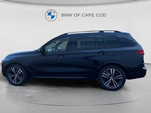 Carbon Black Metallic 2027 BMW X7 xDrive40i