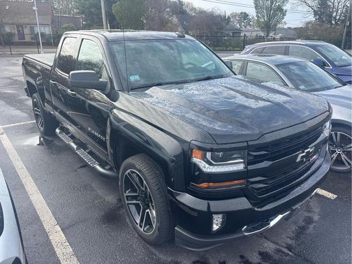Black 2018 Chevrolet Silverado 1500 2LT