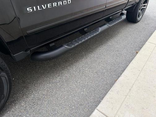 Black 2018 Chevrolet Silverado 1500 2LT