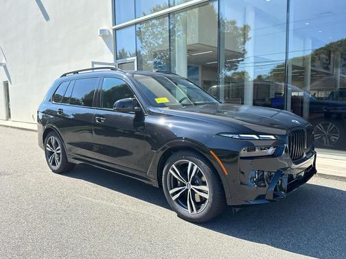 2026 BMW X7 M60i