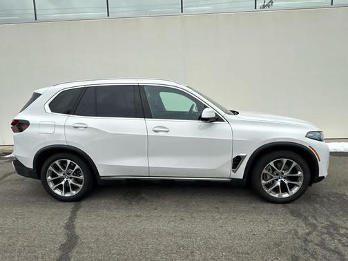 2025 BMW X5 PHEV xDrive50e