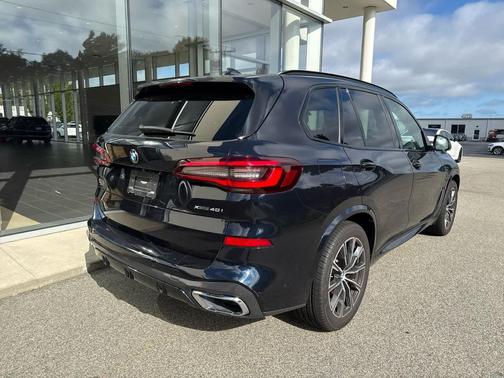 2023 BMW X3 M40i