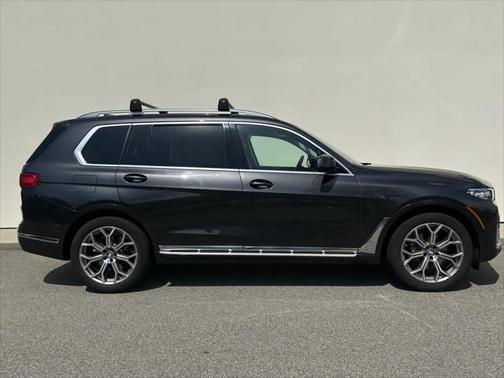 Dark Graphite Metallic 2021 BMW X7 xDrive40i