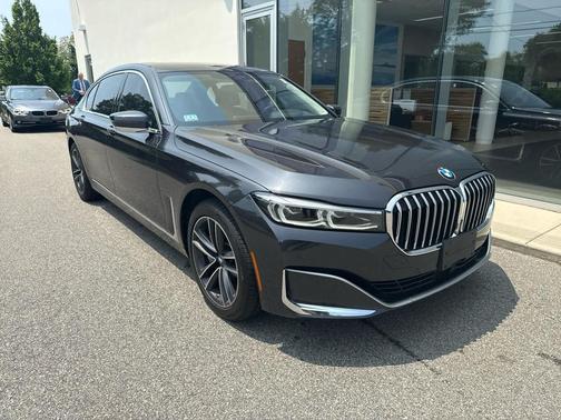 2021 BMW 750 i xDrive