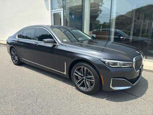 2021 BMW 750 i xDrive