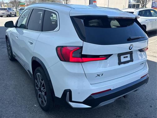 Alpine White 2026 BMW X1 xDrive28i
