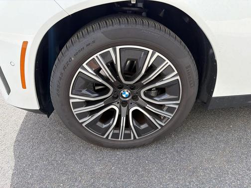 Mineral White Metallic 2025 BMW X3 30 xDrive