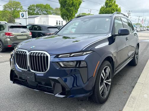 Tanzanite Blue II Metallic 2026 BMW X7 xDrive40i