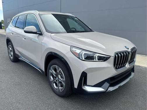Dune Grey Metallic 2026 BMW X1 xDrive28i