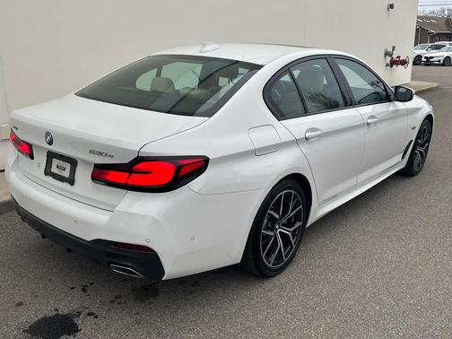 2023 BMW 530e Base